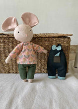 Load image into Gallery viewer, Stuffed Animal Friends