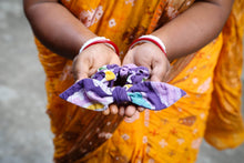 Load image into Gallery viewer, Saree Mini Scrunchie with Bow