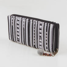 Load image into Gallery viewer, Lisu Fabric Zipper Wallet